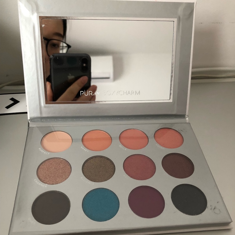 Boxycharm eyeshadow pallet, brand new.